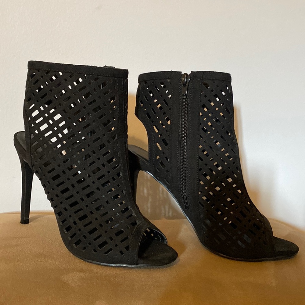 Charlotte Russe, Josephine Valerie, Womens, Black heels, Size 8